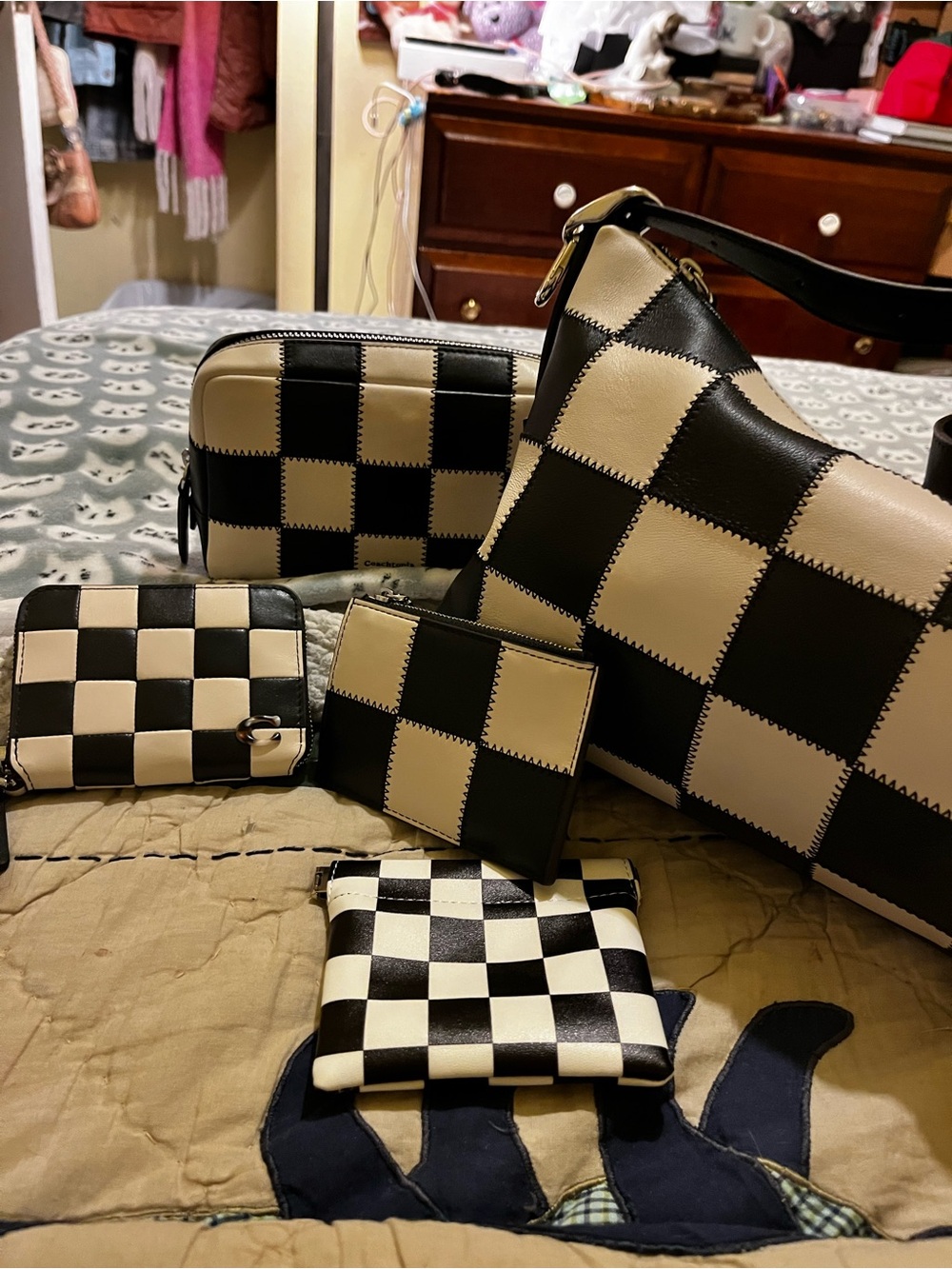 Coachtopia Alter Ego Black And White Set